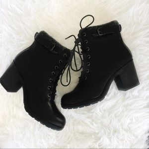 Leather lace up block heel ankle bootie